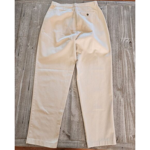 L.L.Bean Womens Khaki Pants Size 12 Wrinkle Resistant 100% Cotton Runs Small New - Picture 6 of 8